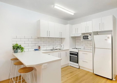 Coasters 2 - Sunshine Coast Tourism 3