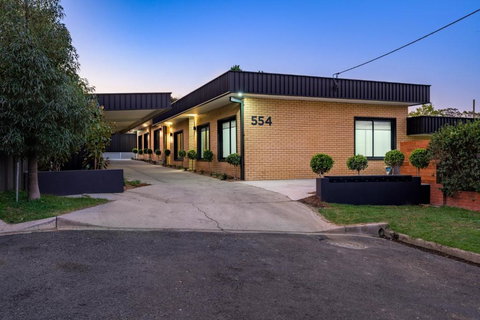 Comfort & Style - Luxurious Central Apartment - Sunshine Coast Tourism 4