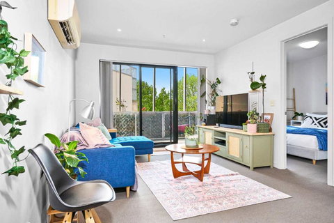 Comfort Charm A Homely Retreat Awaits - Sunshine Coast Tourism 0