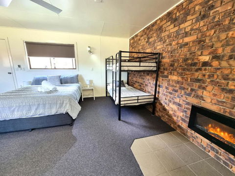 Country Style Holiday Park - Sunshine Coast Tourism 3