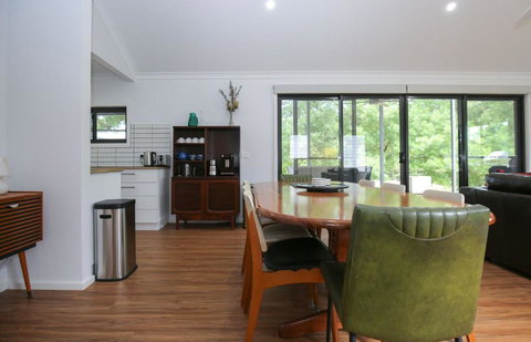 Cranmore Cottage - Holiday Sunshine Coast 1