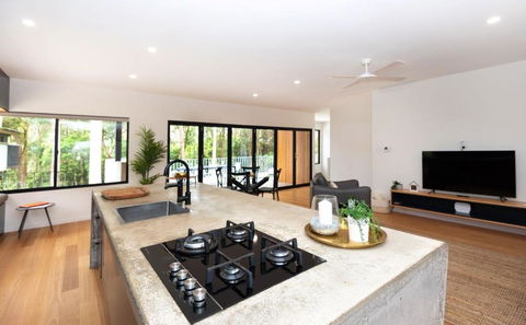 Daydream Cottage - Sunshine Coast Tourism 3