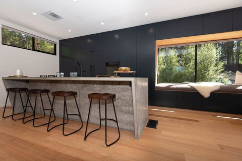 Daydream Cottage - Sunshine Coast Tourism 1