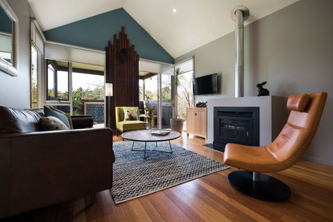 Daylesford Spa Villa 6 - Sunshine Coast Tourism 1