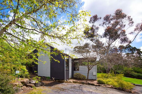 Daylesford Spa Villa 6 - Sunshine Coast Tourism 4