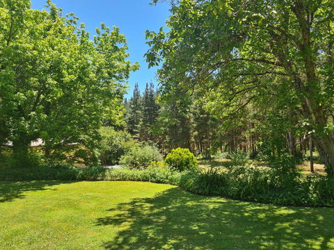 DELANY VILLAS BRIGHT - Spa Luxury On Delany Avenue - Sunshine Coast Tourism 4