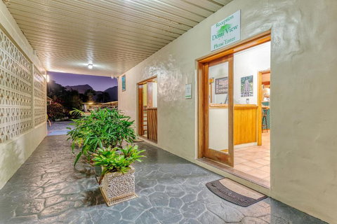 Demi View Motel - Sunshine Coast Tourism 3