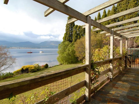 Derwent Vista - Sunshine Coast Tourism 3