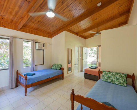 Daintree Siesta - Sunshine Coast Tourism 1