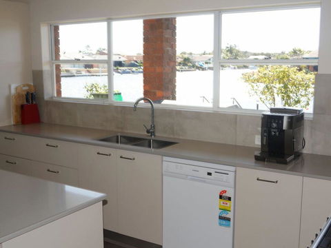 27 Friendship Key - Sunshine Coast Tourism 2