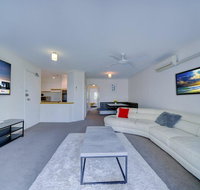2BR Aloha Lane Main Beach Apartment - Holiday Sunshine Coast
