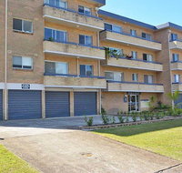 3 'Silvana Court' 26 Ajax Avenue - neat unit with air conditioning - Sunshine Coast Tourism