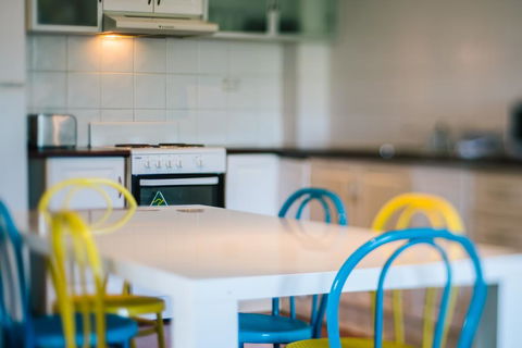 3 Bedroom Apartment / Spence St - Holiday Sunshine Coast 0