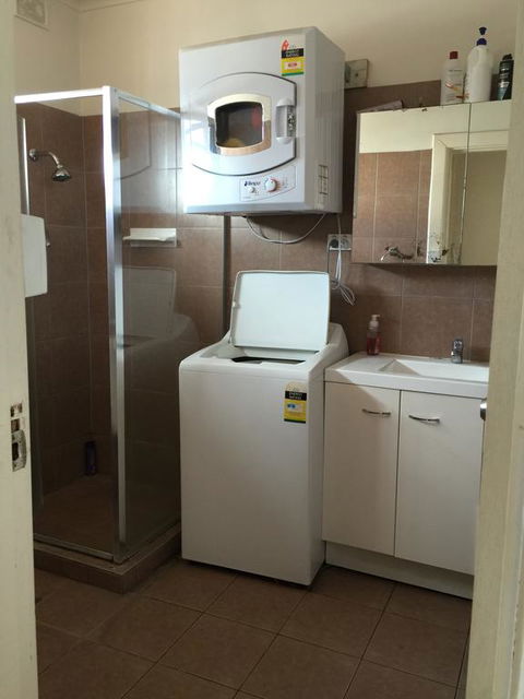 3 BEDROOM APARTMENT ST MARYS - Holiday Sunshine Coast 1