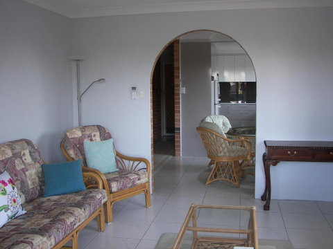 3/17 Park Street - Sunshine Coast Tourism 2