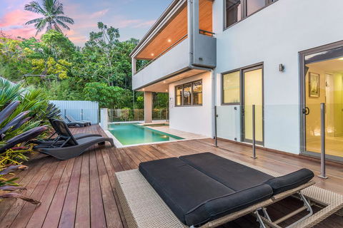 3/23 Murphy Street - Luxury Holiday Villa - Holiday Sunshine Coast 1