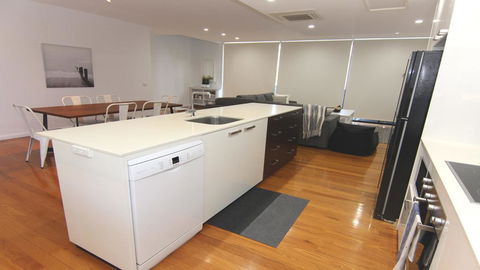 3/26 West Street-CBD Location! - Holiday Sunshine Coast 1