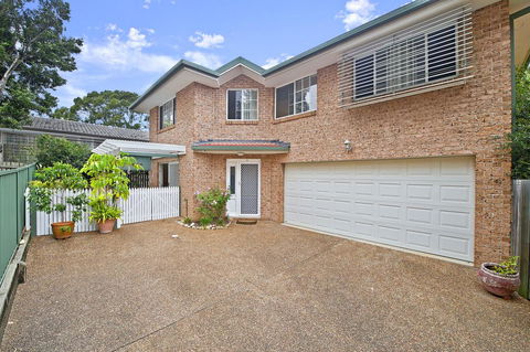 3/54 Owen Street, Port Macquarie - Holiday Sunshine Coast 0