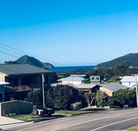31 Kerrigan St - large home with water views  boat parking - Sunshine Coast Tourism