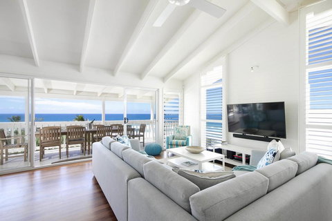 32 Park Crescent - Sunshine Coast Tourism 1