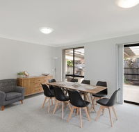 37 Mort Avenue - Holiday Sunshine Coast