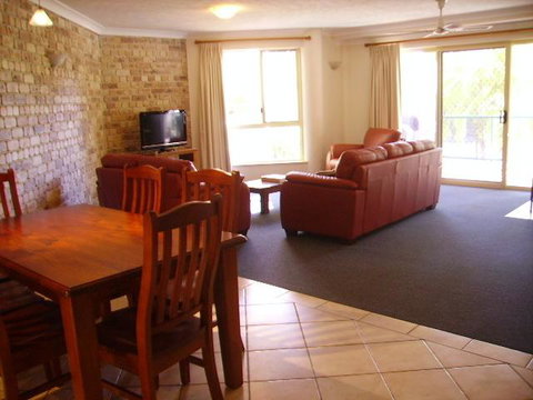4/84 Lawson Street - Beach Haven 4 - Sunshine Coast Tourism 1