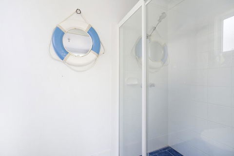45 Golf Ave - Superb Location - Sunshine Coast Tourism 3