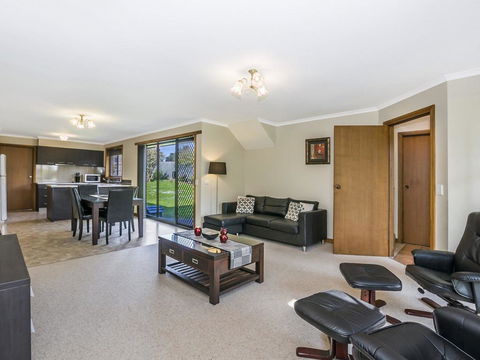 45 On REGENT - Sunshine Coast Tourism 0