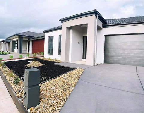 4Bed 2Bath Cozy Guesthouse In Tarneit - Sunshine Coast Tourism 1