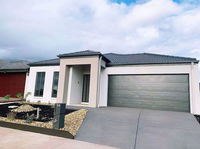 Book Tarneit Accommodation Vacations Sunshine Coast Tourism Sunshine Coast Tourism