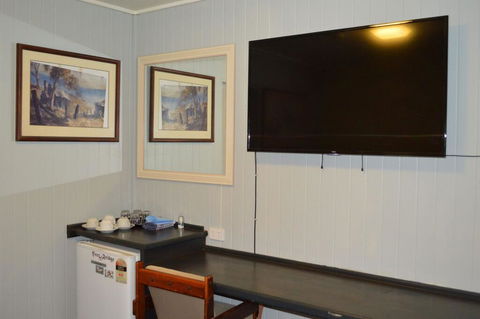5 Lakeview Plaza - Sunshine Coast Tourism 1