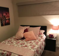5 Star Room with own Bathroom - Singles Couples Families or Executives - Holiday Sunshine Coast