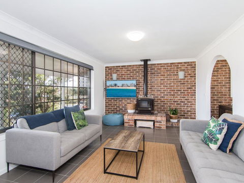 50 Lakeview - Sunshine Coast Tourism 0