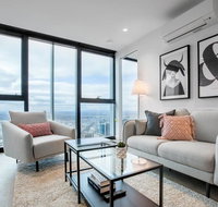 51 ModernGallery3Bd2Bth lv73 Free tram Mel CBD - Sunshine Coast Tourism