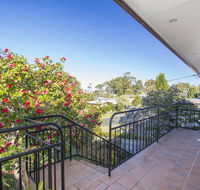 57 Carroll Ave Mollymook Beach - Relaxed Homely Retreat - Sunshine Coast Tourism
