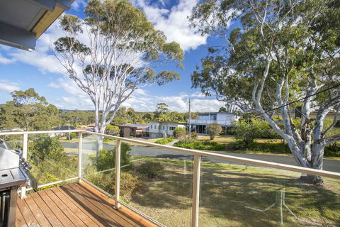 58 Lockhart Ave - Unlock Mollymook's Heart - Sunshine Coast Tourism 2