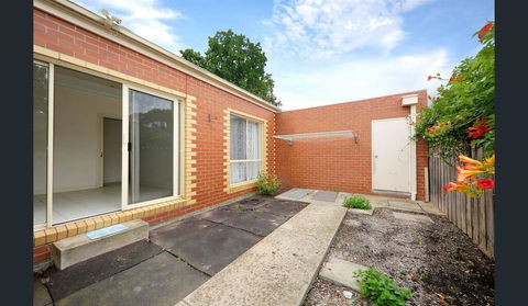 6 CAN STAY, CENTRAL GLEN WAVERLEY - Holiday Sunshine Coast 1