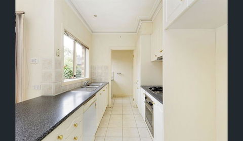 6 CAN STAY, CENTRAL GLEN WAVERLEY - Holiday Sunshine Coast 2