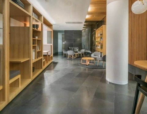 602PR Docklands 1 Bedroom Gym Pool Spa - Sunshine Coast Tourism 3