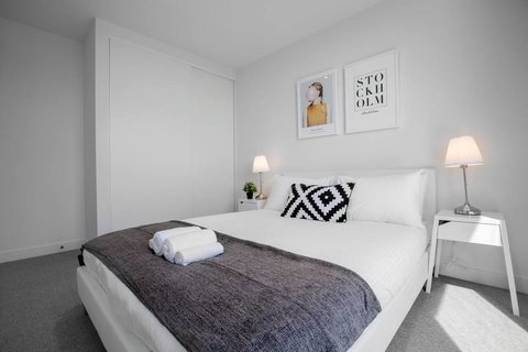 61, Boutique One-bedroom, Boxhill Central, Mall - Sunshine Coast Tourism 3