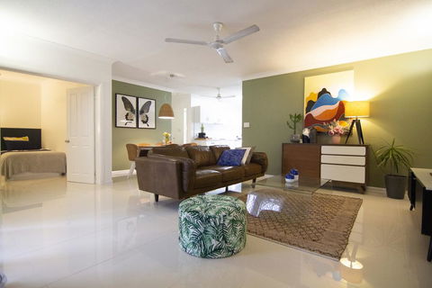 66 Martyn Street - Sunshine Coast Tourism 0