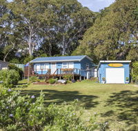681 Murramarang Rd - Retro Beach Cottage - Holiday Sunshine Coast