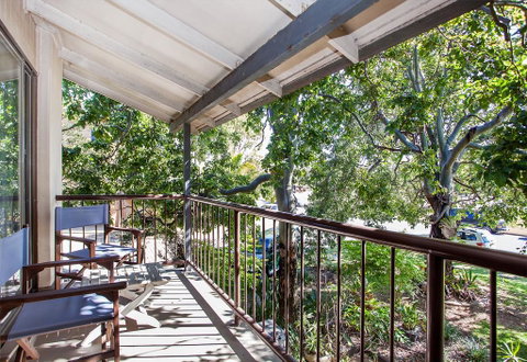 70 Lawson Street@Clarkes Beach - Sunshine Coast Tourism 1