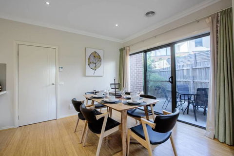 70, Greenbell Doncaster@4Bd3Bth, WestField, Freecarpa - Holiday Sunshine Coast 2