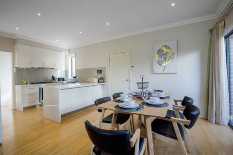 70, Greenbell Doncaster@4Bd3Bth, WestField, Freecarpa - Holiday Sunshine Coast 1