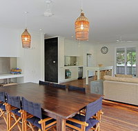 77 Butler Street Byron Bay - Lantana Beach House - Sunshine Coast Tourism