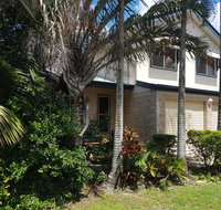 8 Hakea Place - Family Home on a Quiet Street Close to Beach  Shops Pet Friendly - Sunshine Coast Tourism