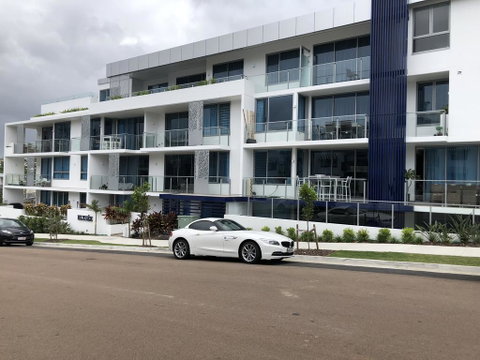8 ON ELYSEE Alexandra Headland / Mooloolaba Beach - Sunshine Coast Tourism 0