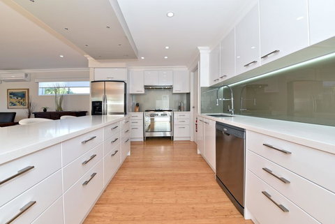 87A- Yokine - Holiday Sunshine Coast 3