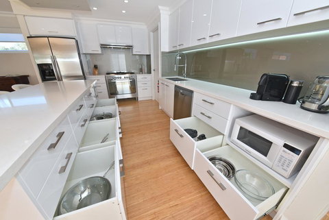 87A- Yokine - Holiday Sunshine Coast 0